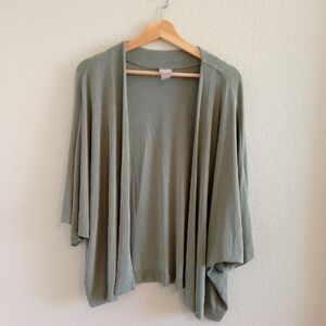 Chico's Travelers cardigan size 3